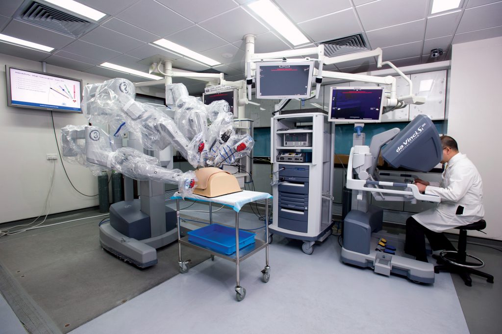 Pushing the Frontiers of Minimally Invasive Surgery 1024x682